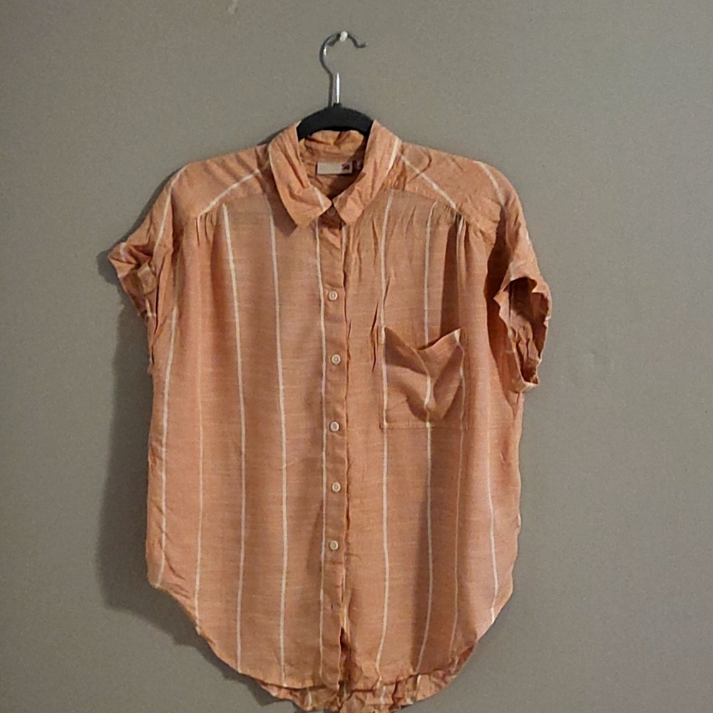 Simple flowy button up shirt